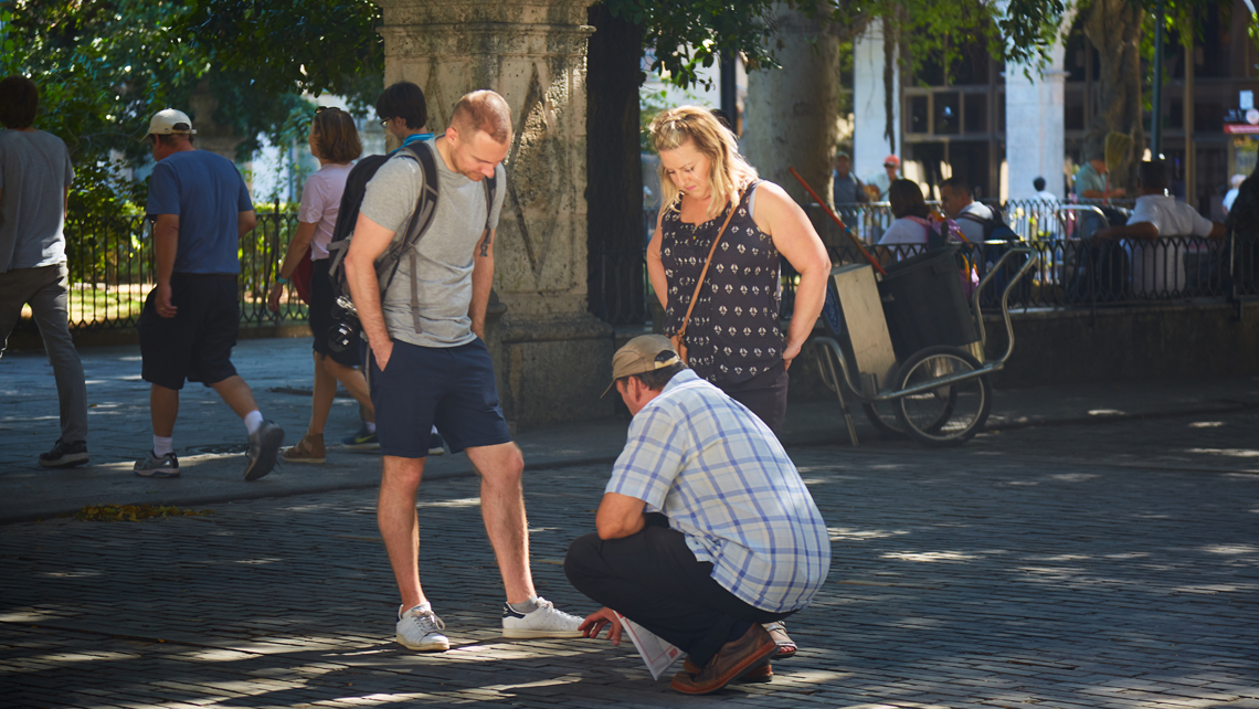 tourists in the streets of Havana, travel to cuba