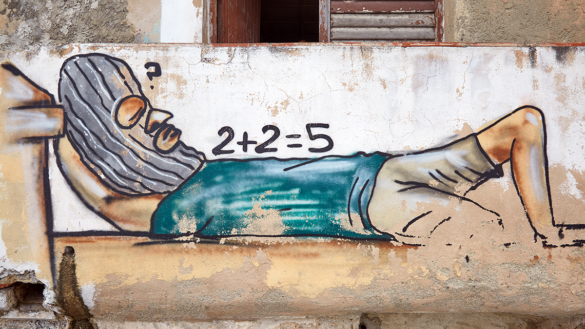 Graffiti by Fabian Lopez (2 + 2 = 5) in Centro Habana neighborhood